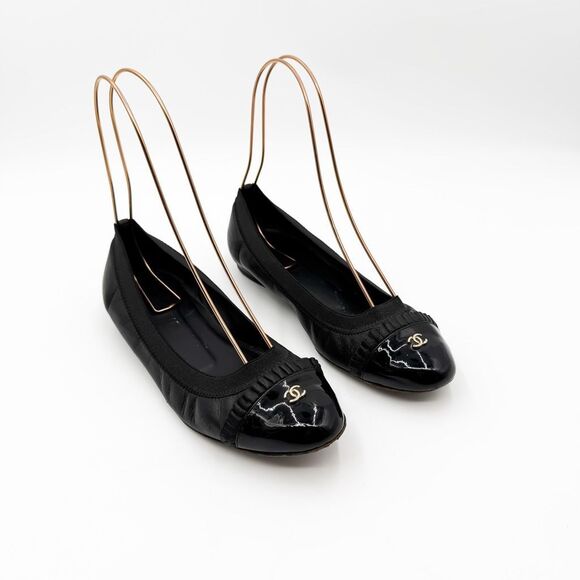 Chanel CC Cap Toe Ballet Flats Black Leather EU 37 US 6-6.5 - Picture 1 of 15